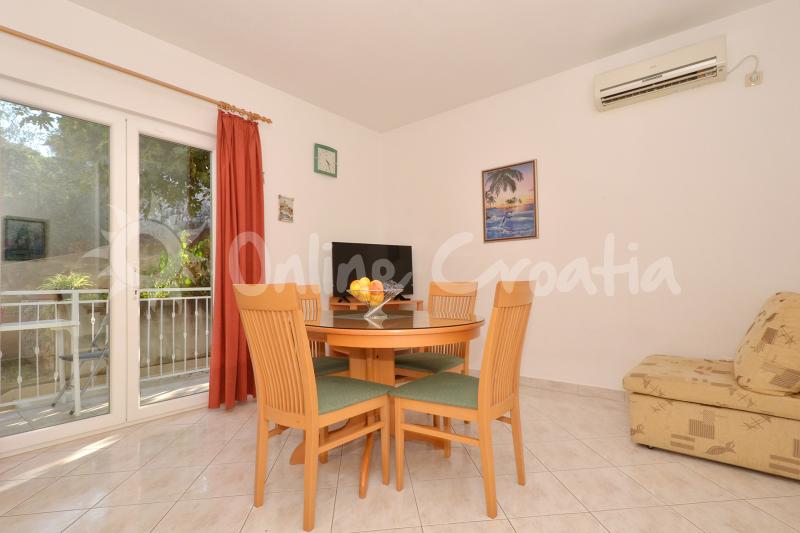 Apartman Brown